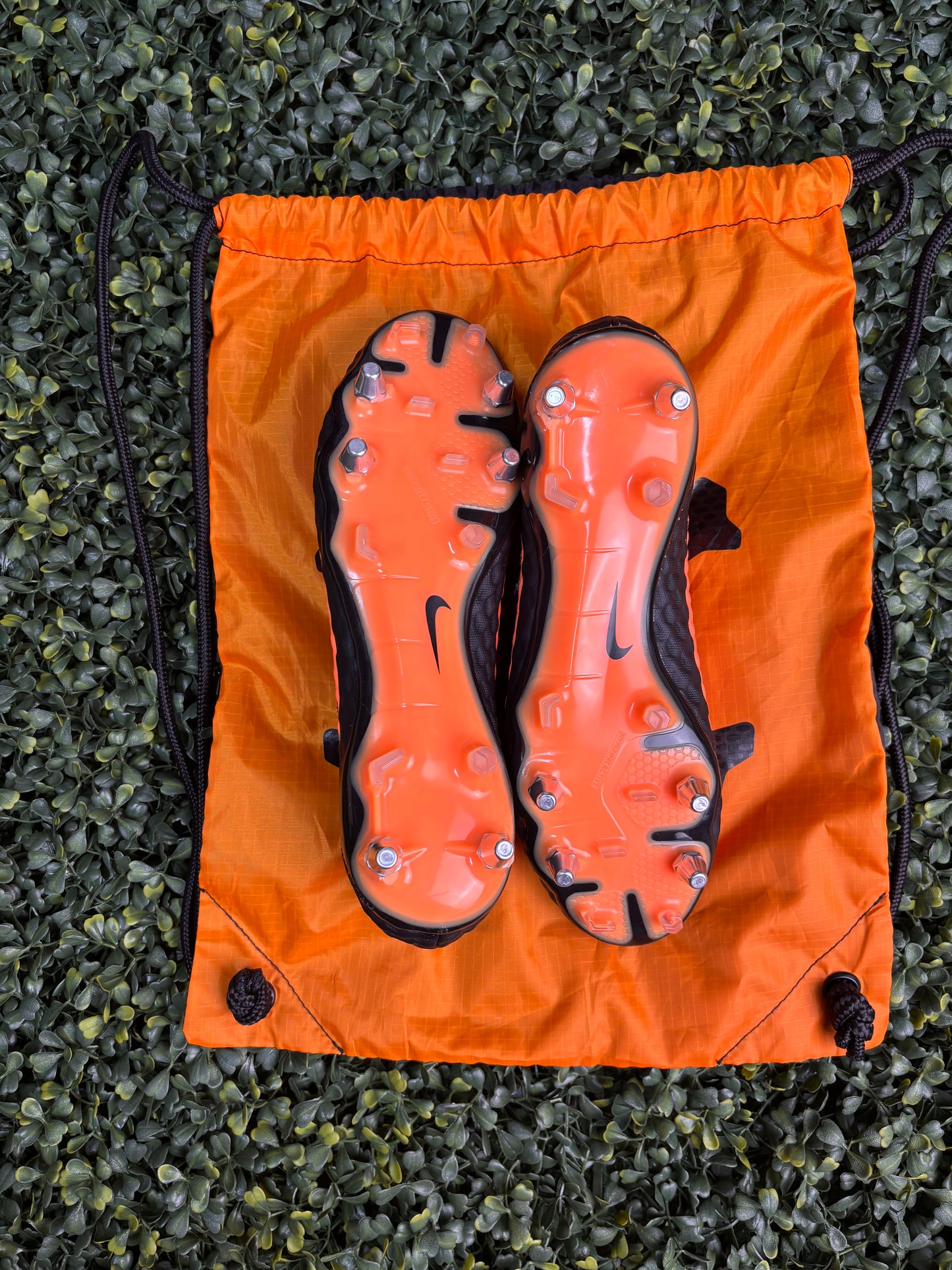 NIKE HYPERVENOM PHANTOM RGN ELITE SG