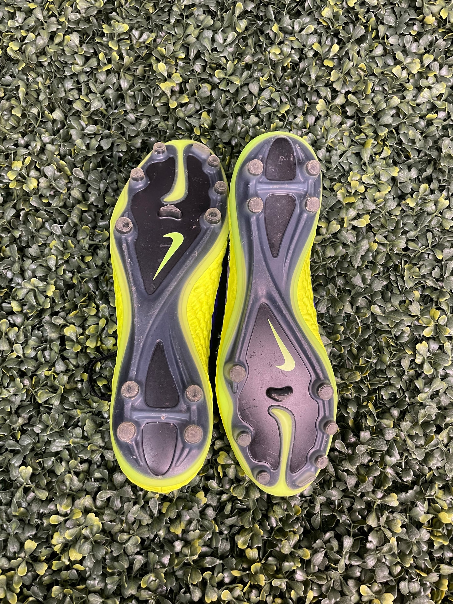 NIKE HYPERVENOM PHANTOM ELITE FG