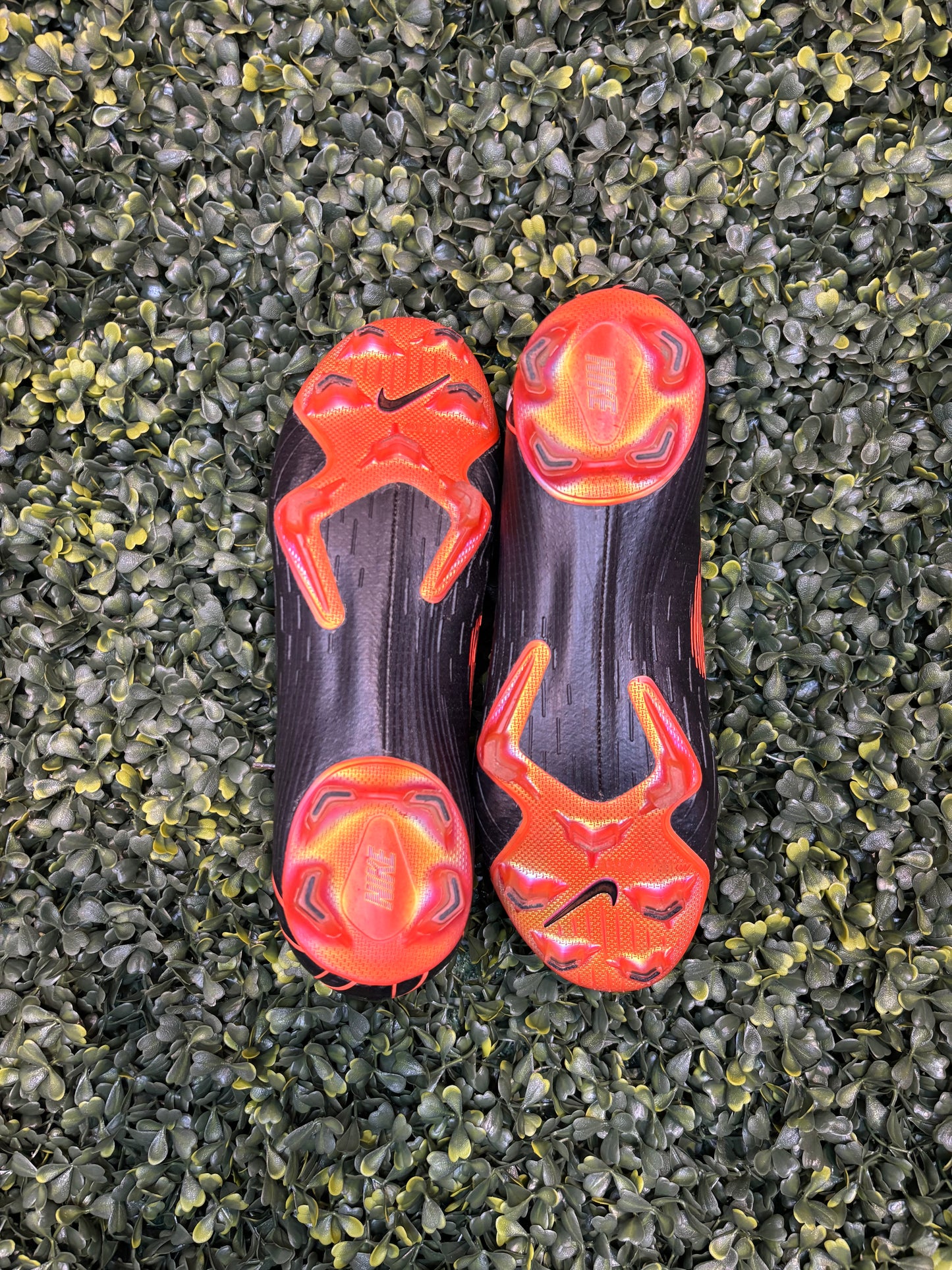 NIKE MERCURIAL VAPOR XII 360 ELITE FG