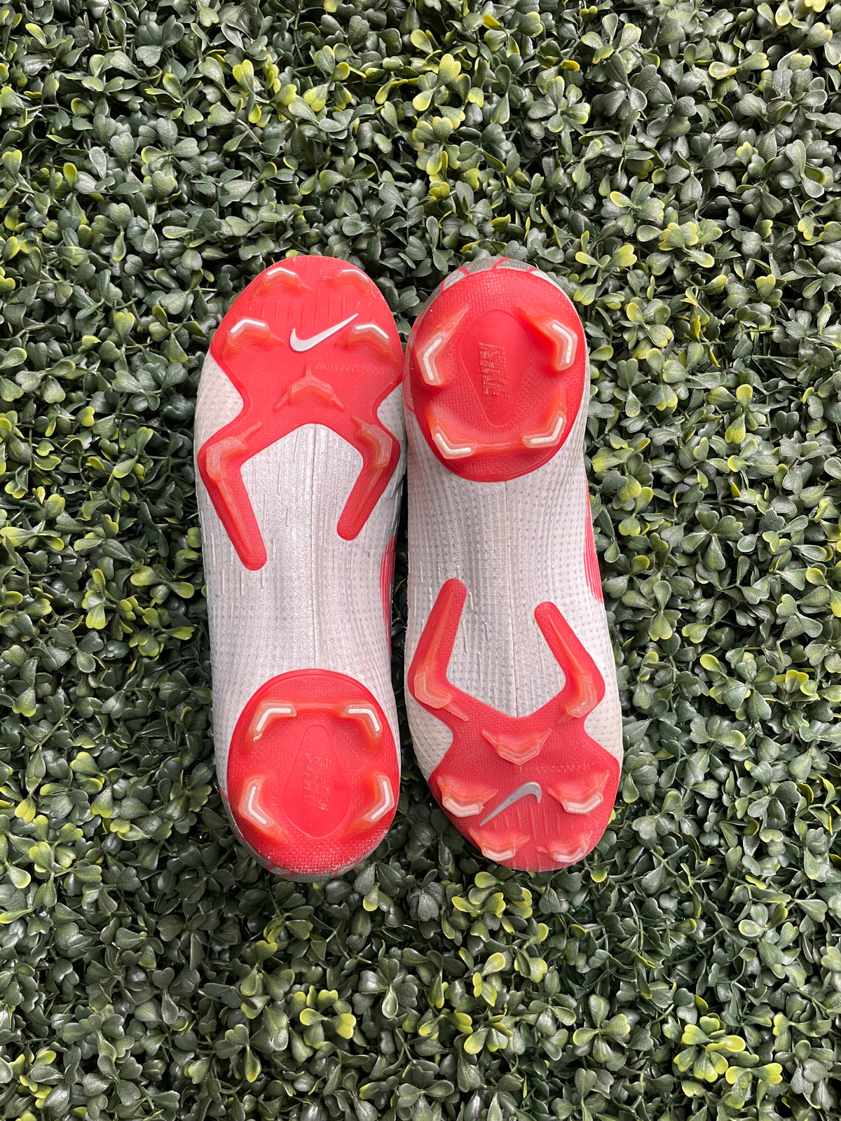 NIKE MERCURIAL VAPOR 12 ELITE FG GREY
