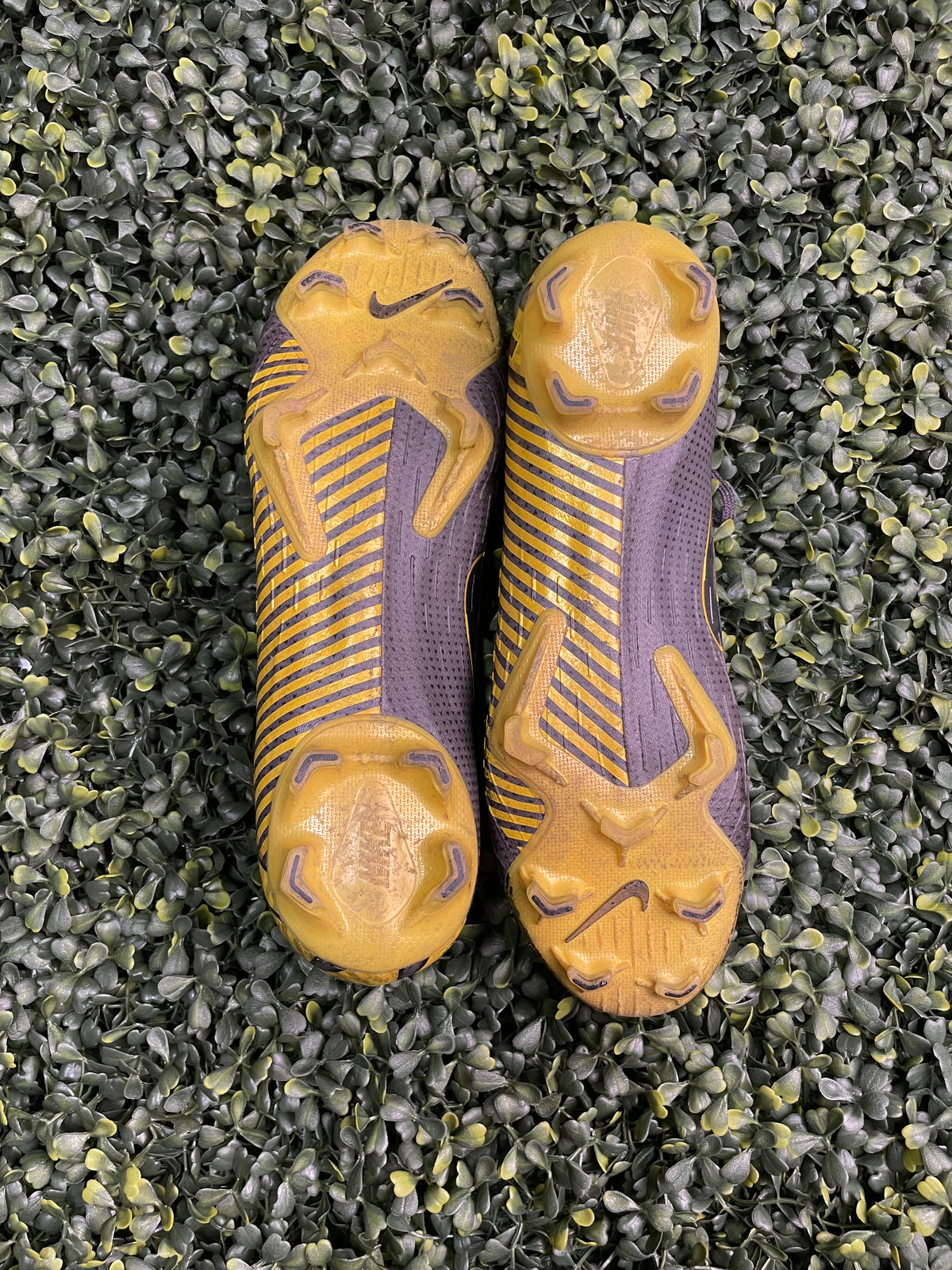 NIKE MERCURIAL VAPOR 12 ELITE FG