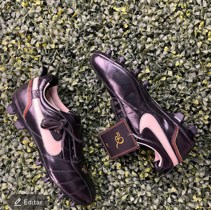 NIKE TIEMPO RONALDINHO 10 FG LIMITE THE EDITION
