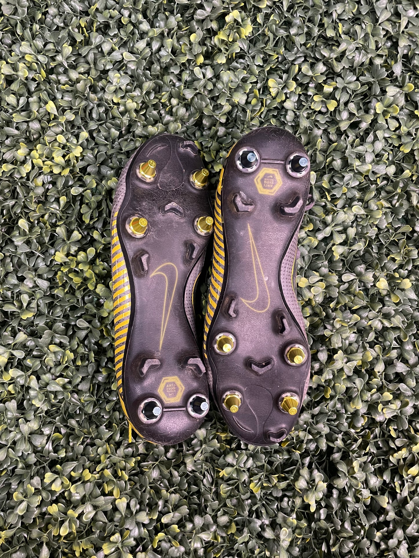 NIKE MERCURIAL VAPOR 12 ELITE SG AC