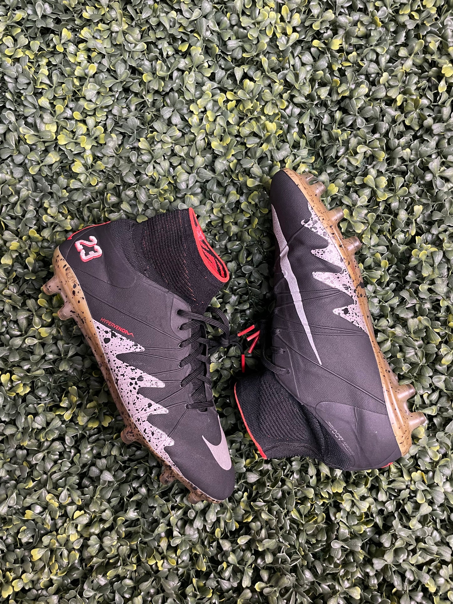 NIKE HYPERVENOM PHANTOM II NJR X JORDAN