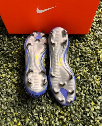 Nike Mercurial Vapor XI NJR “Puro Fenomeno” R9 Tribute Elite FG