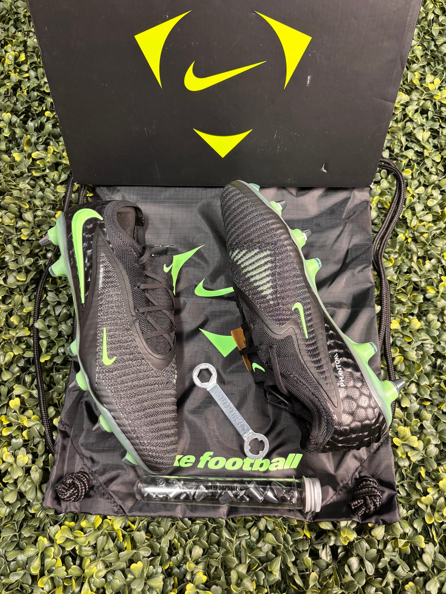 Nike Phantom 6 Low Elite SG-PRO