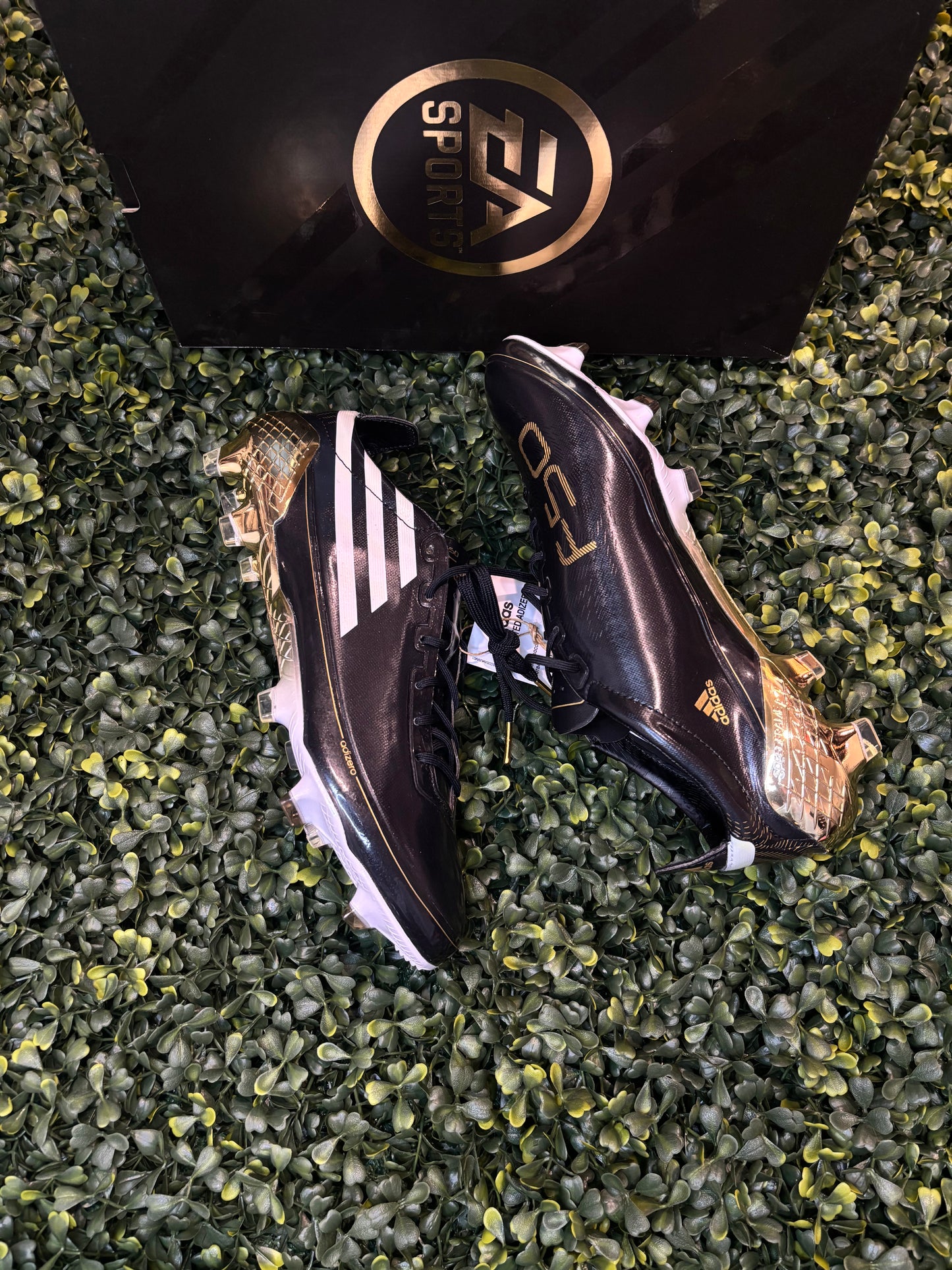 ADIDAS F50 ADIZERO