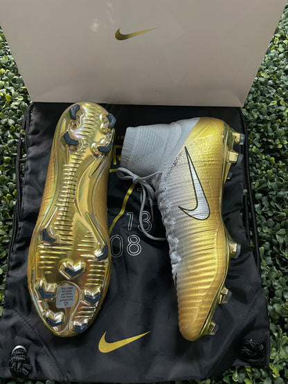 NIKE MERCURIAL SUPERFLY V CR7 FG SE2 “QUINTO TRIUNFO”
