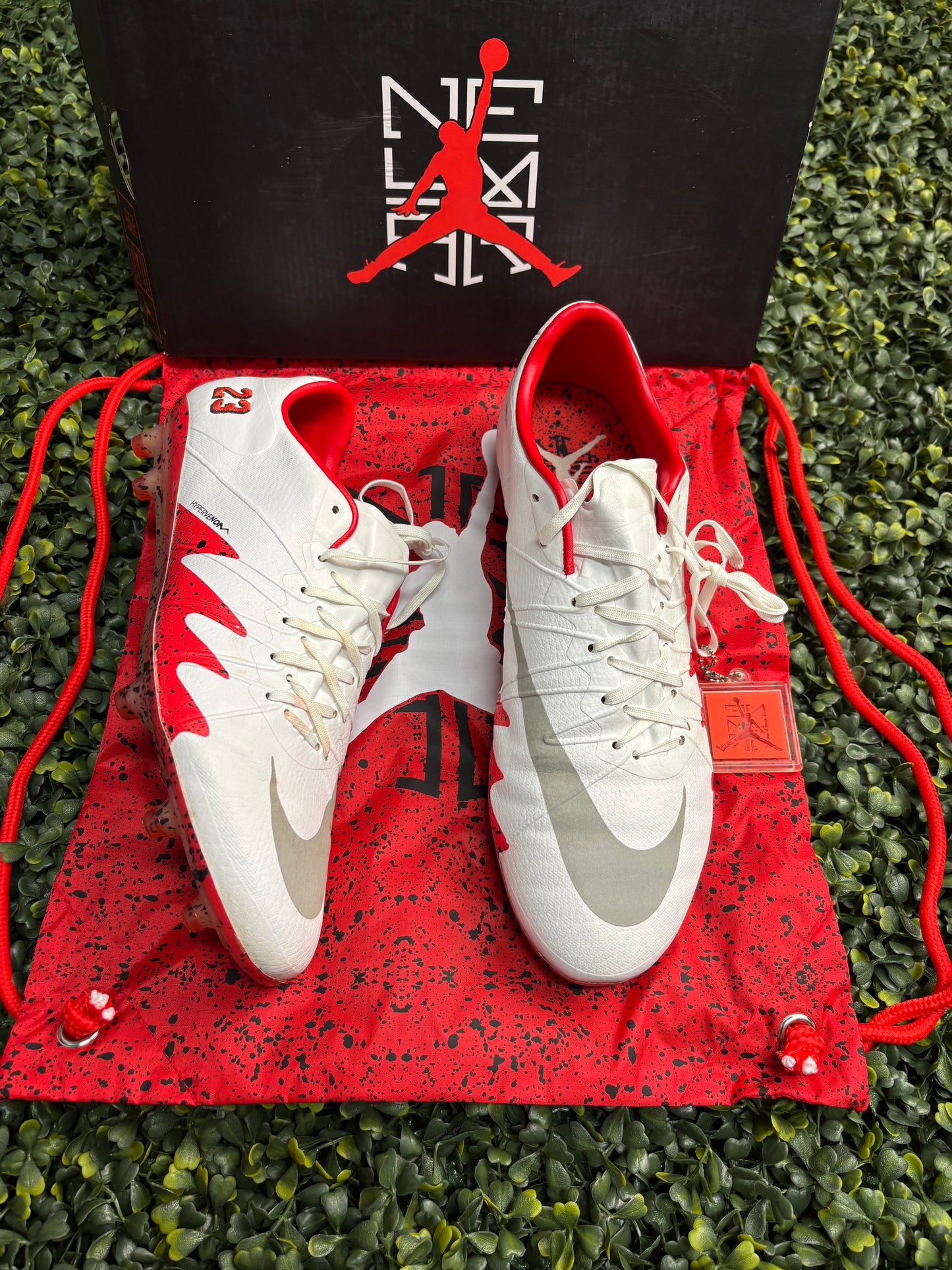 NIKE HYPERVENOM PHINISH NJR
