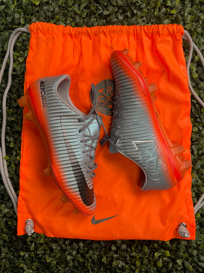NIKE MERCURIAL VAPOR XI CR7 ELITE FG
