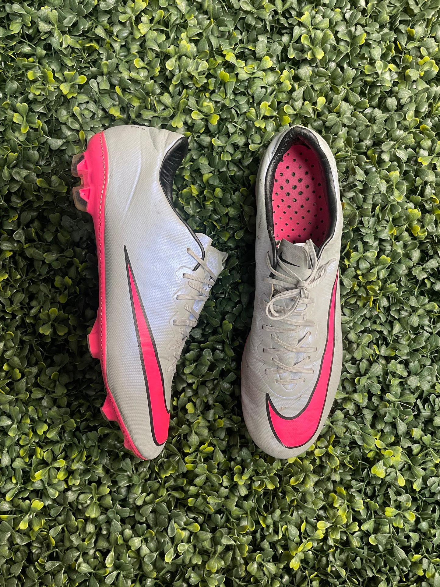 NIKE MERCURIAL VAPOR X WOLF ELITE FG