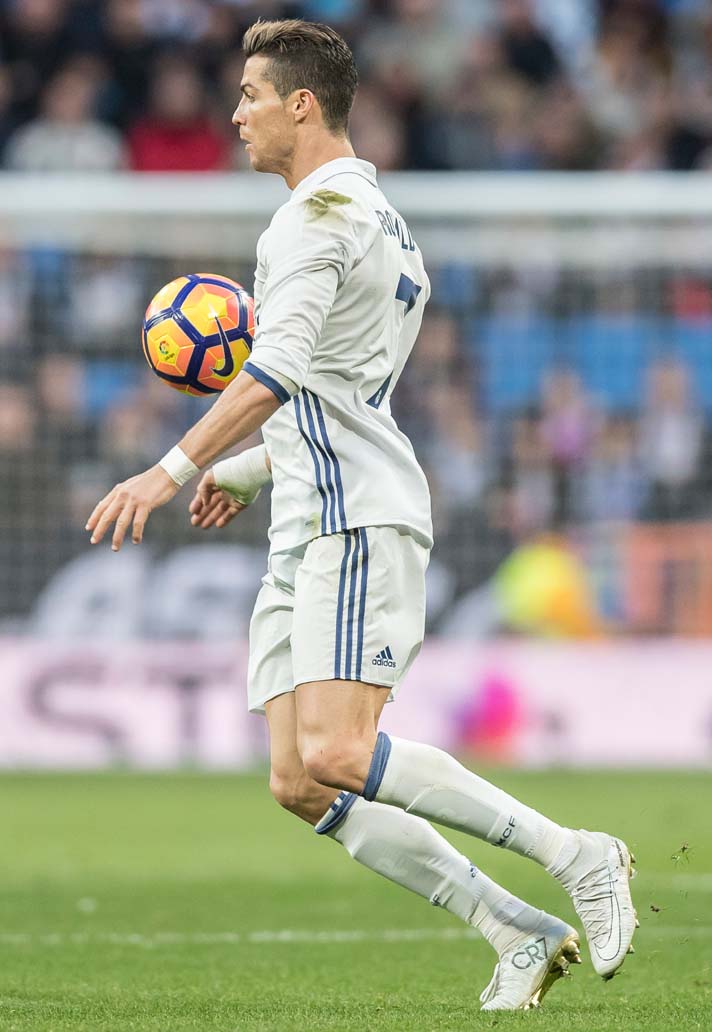 NIKE MERCURIAL SUPERFLY V SE CR7 FG “VITÓRIAS”