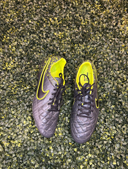 NIKE TIEMPO LEGEND V ELITE SG