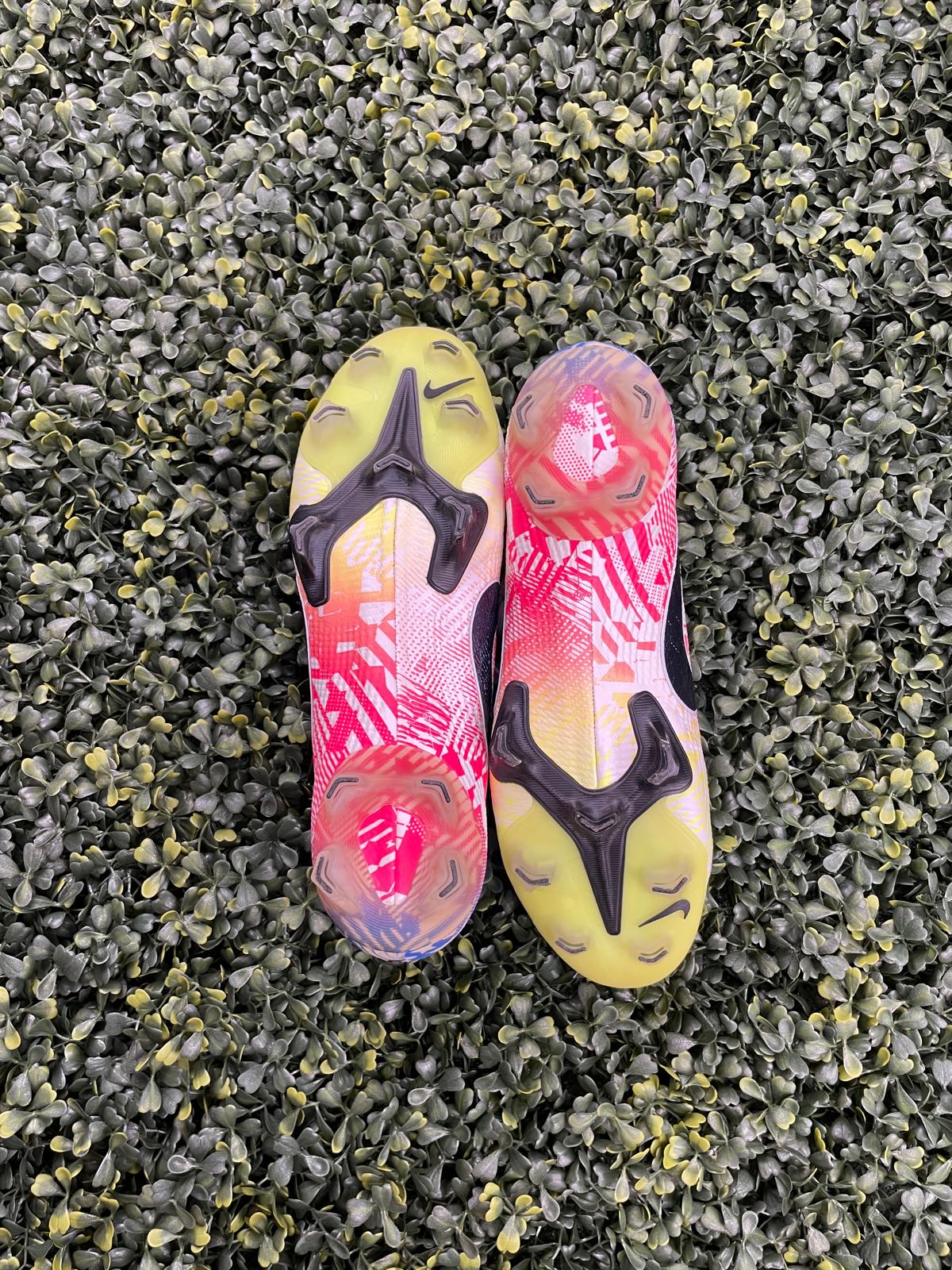 NIKE MERCURIAL VAPOR 13 ELITE NJR FG
