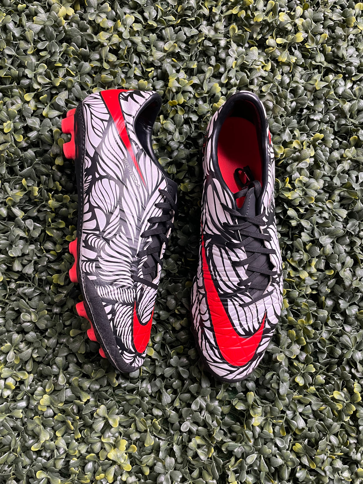 NIKE HYPERVENOM PHATAL II NJR AG-R “NEYMAR JR.”