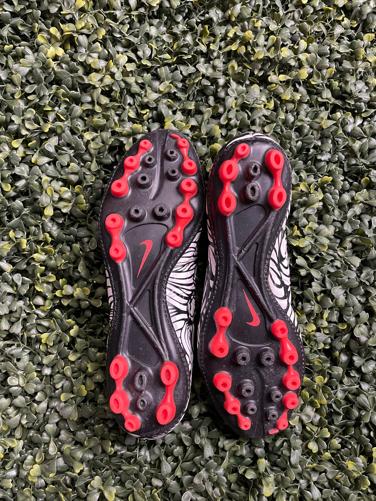 NIKE HYPERVENOM PHATAL II NJR AG-R “NEYMAR JR.”