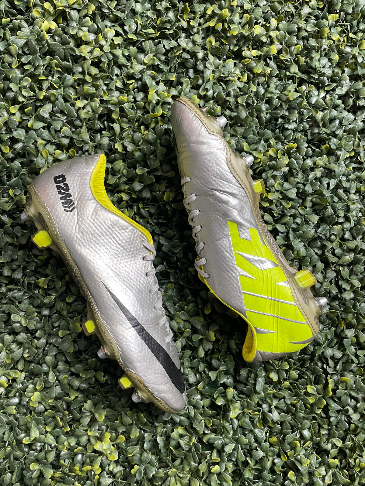 NIKE MERCURIAL VAPOR IX ELITE SG-PRO “FAST FORWARD ’02 R9”