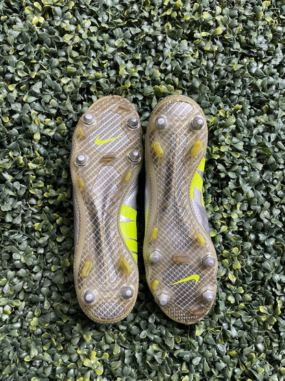 NIKE MERCURIAL VAPOR IX ELITE SG-PRO “FAST FORWARD ’02 R9”