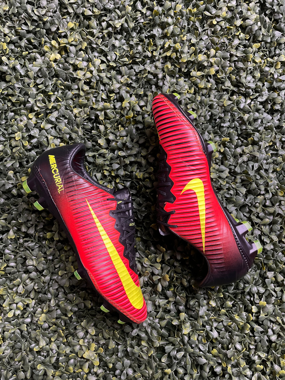 NIKE MERCURIAL VAPOR XI ELITE FG “FIRE RED”