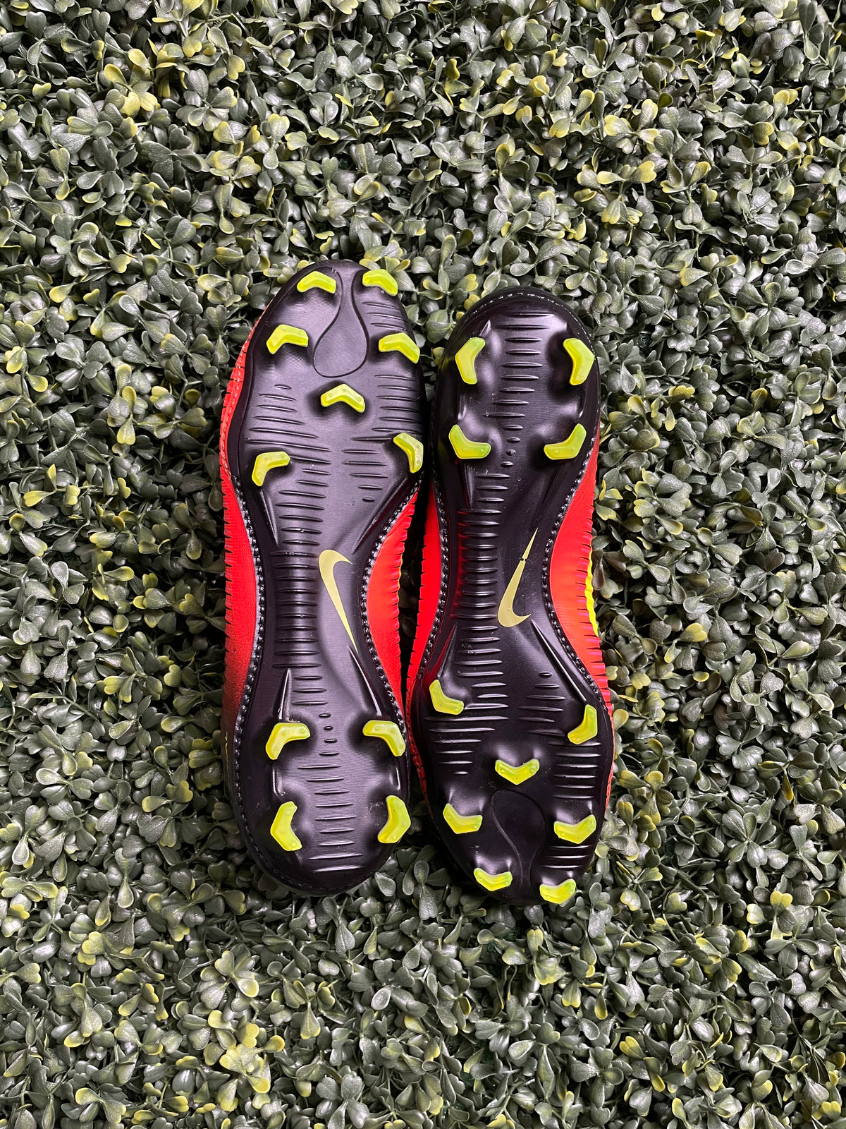 NIKE MERCURIAL VAPOR XI ELITE FG “FIRE RED”