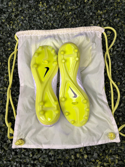 NIKE HYPERVENOM PHANTOM ACC ELITE