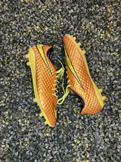 NIKE HYPERVENOM PHANTOM 2014 NEYMAR
