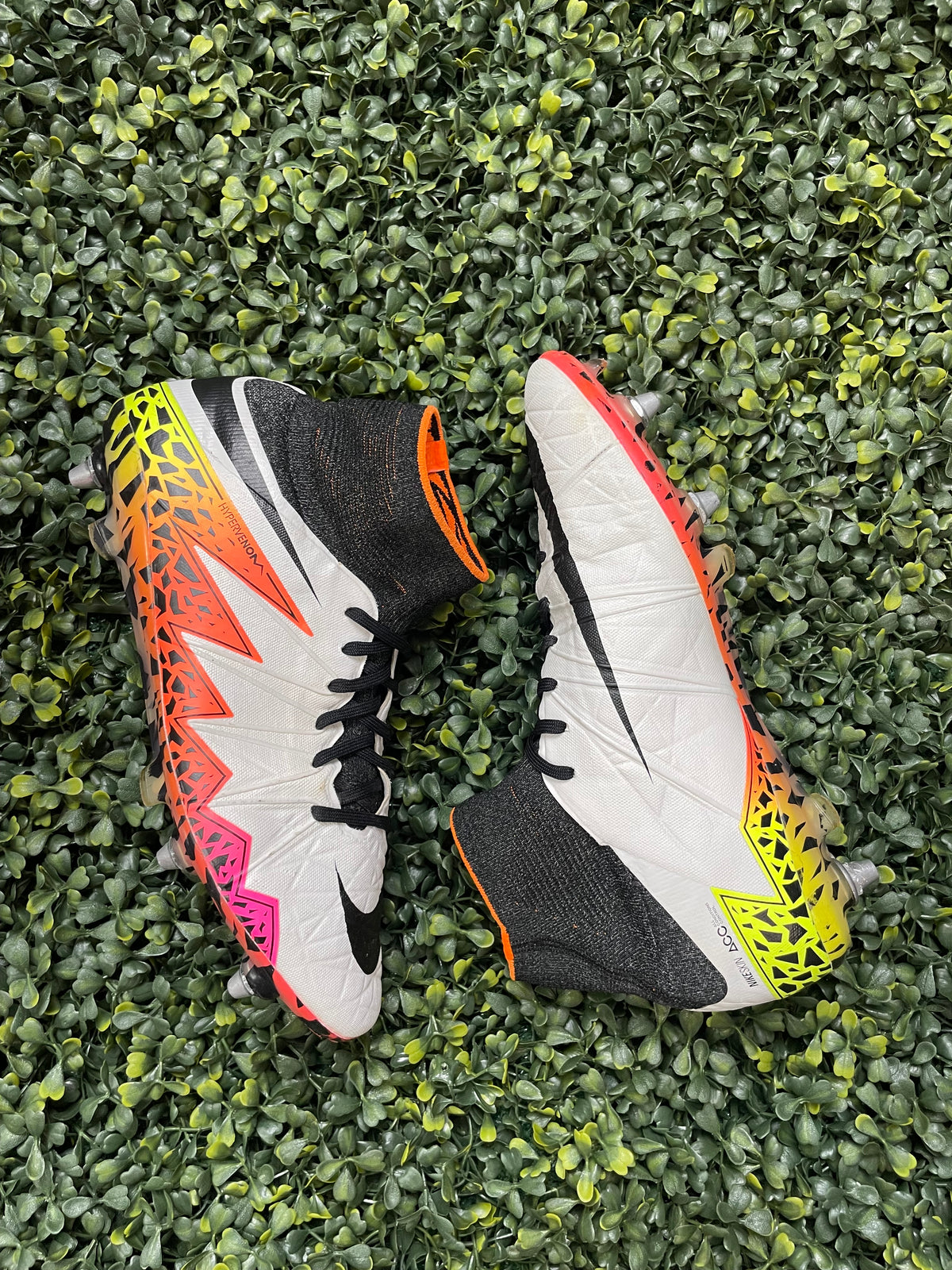 NIKE HYPERVENOM PHANTOM II DF ELITE SG-PRO