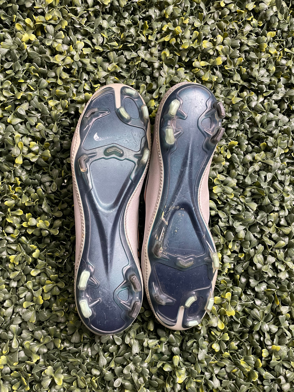NIKE MERCURIAL VAPOR X FG CR7 “MATTE SILVER”