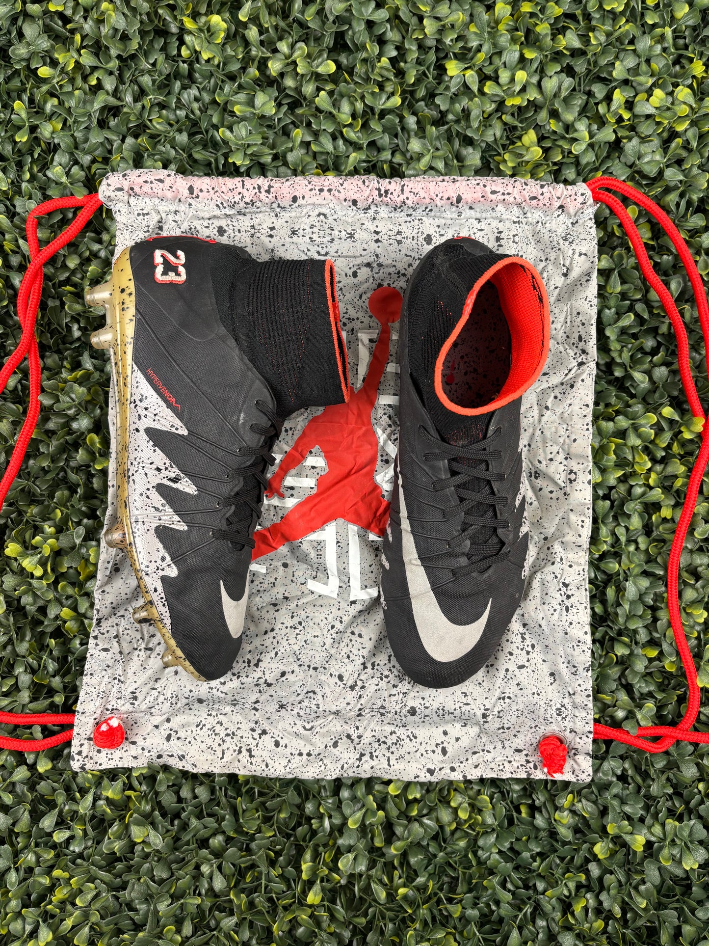 NIKE HYPERVENOM PHANTOM II NEYMAR JORDAN FG