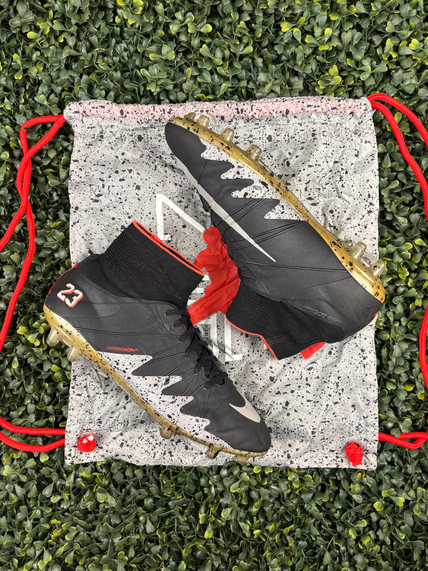 NIKE HYPERVENOM PHANTOM II NEYMAR JORDAN FG