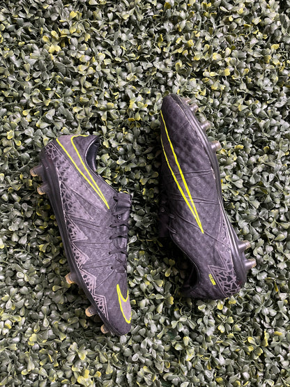 NIKE HYPERVENOM PHINISH FG 'BLACK VOLT'