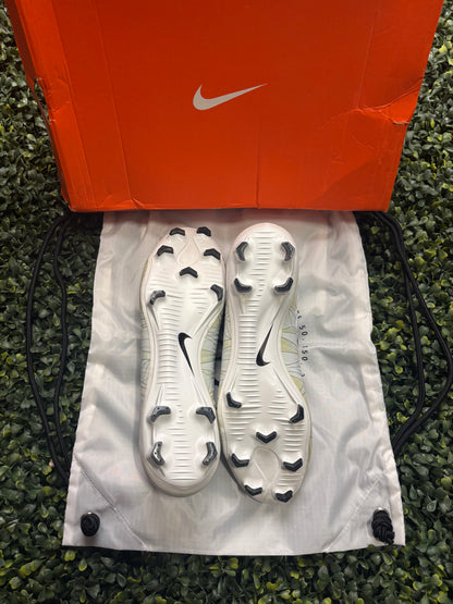 NIKE MERCURIAL SUPERFLY V DF CR7 FG