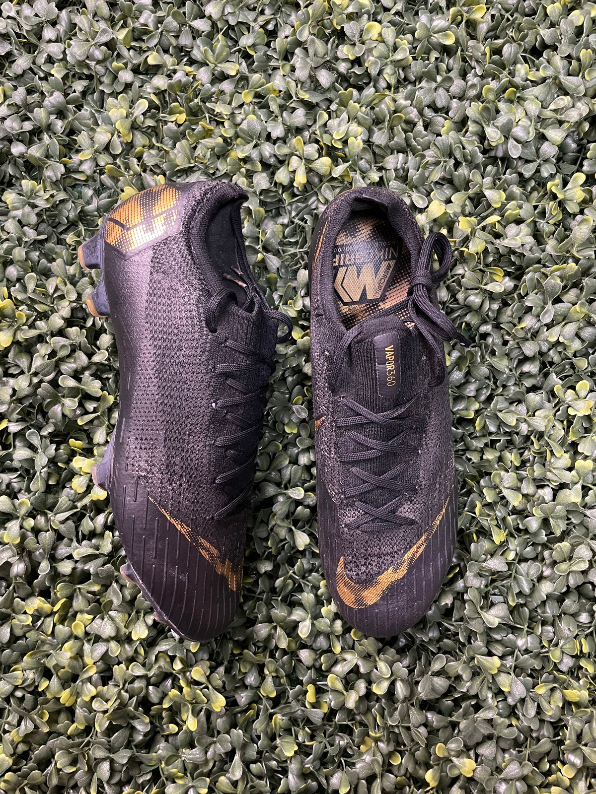 NIKE MERCURIAL VAPOR 12 ELITE FG