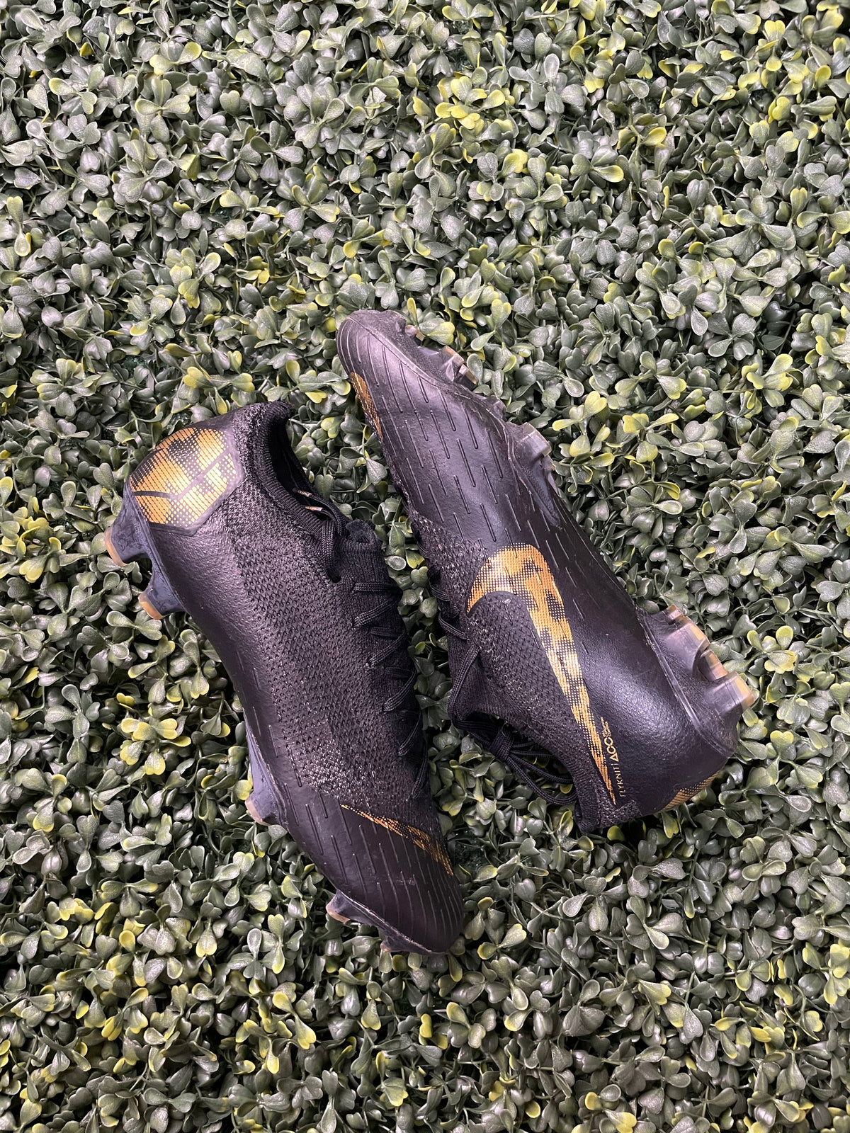 NIKE MERCURIAL VAPOR 12 ELITE FG