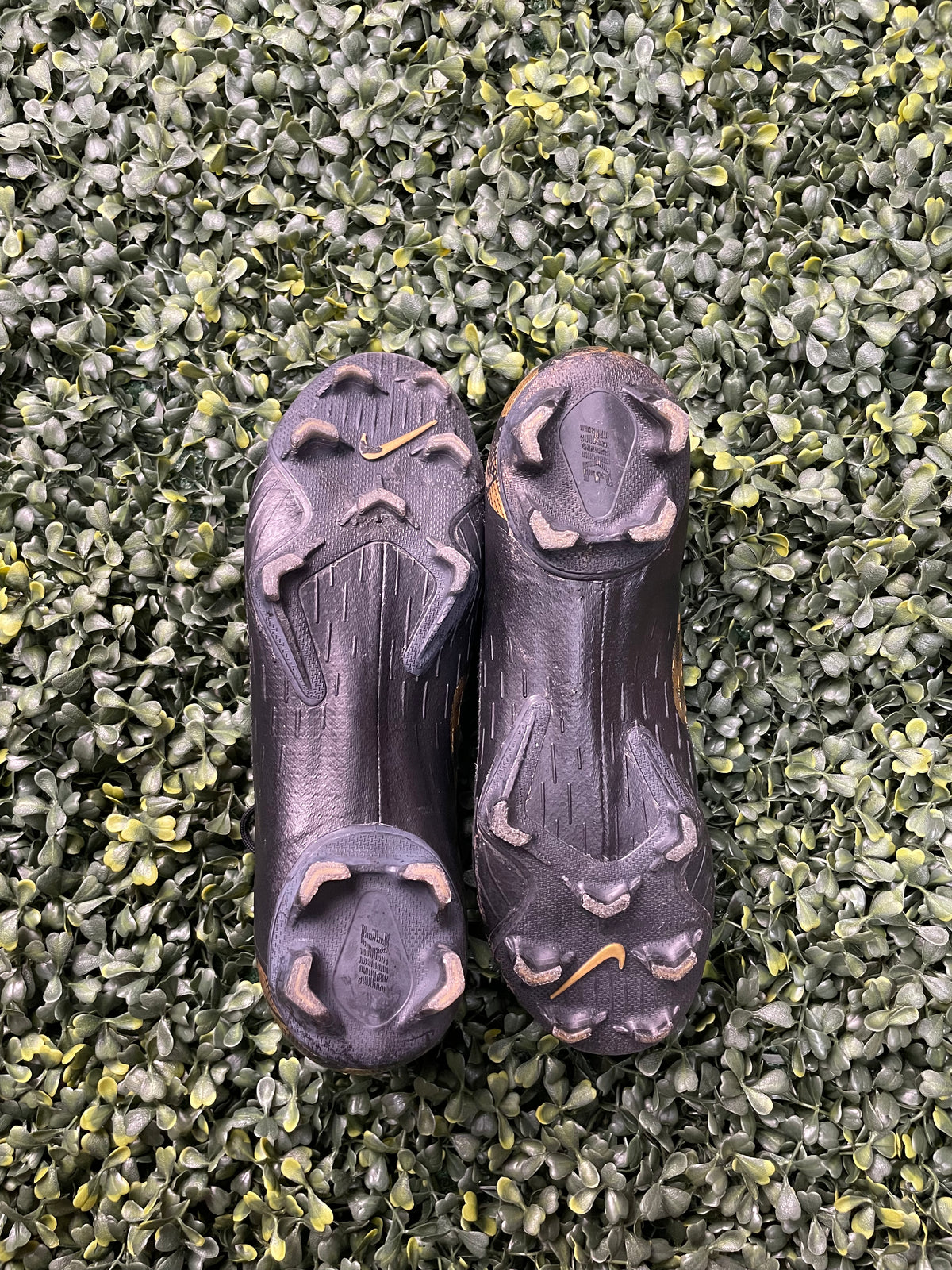 NIKE MERCURIAL VAPOR 12 ELITE FG