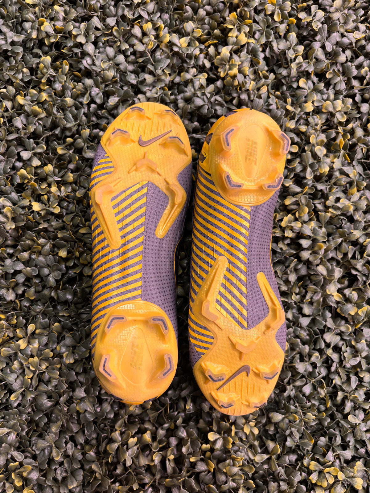 NIKE MERCURIAL VAPOR 12 ELITE FG