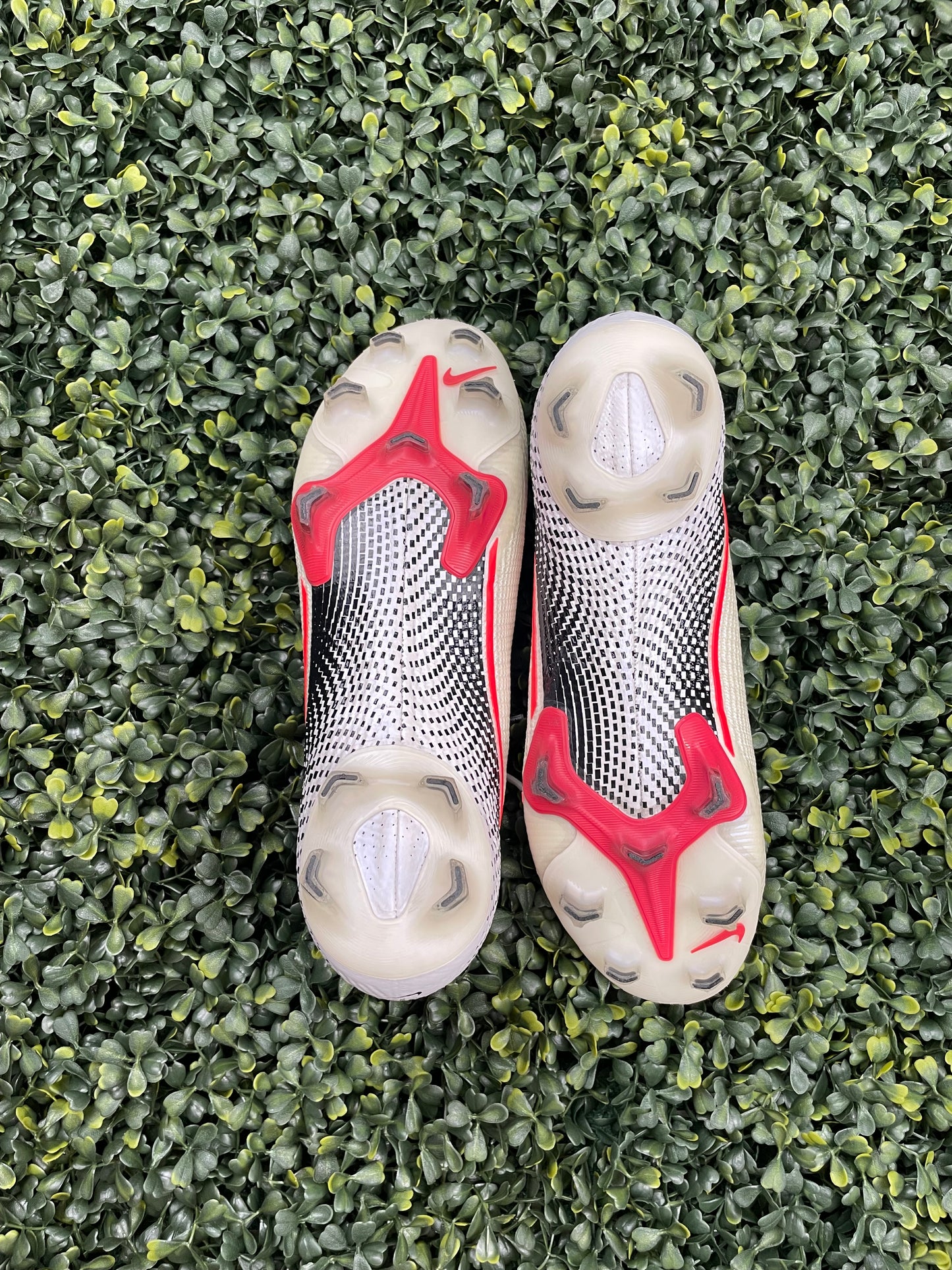 NIKE MERCURIAL VAPOR 13 ELITE FG