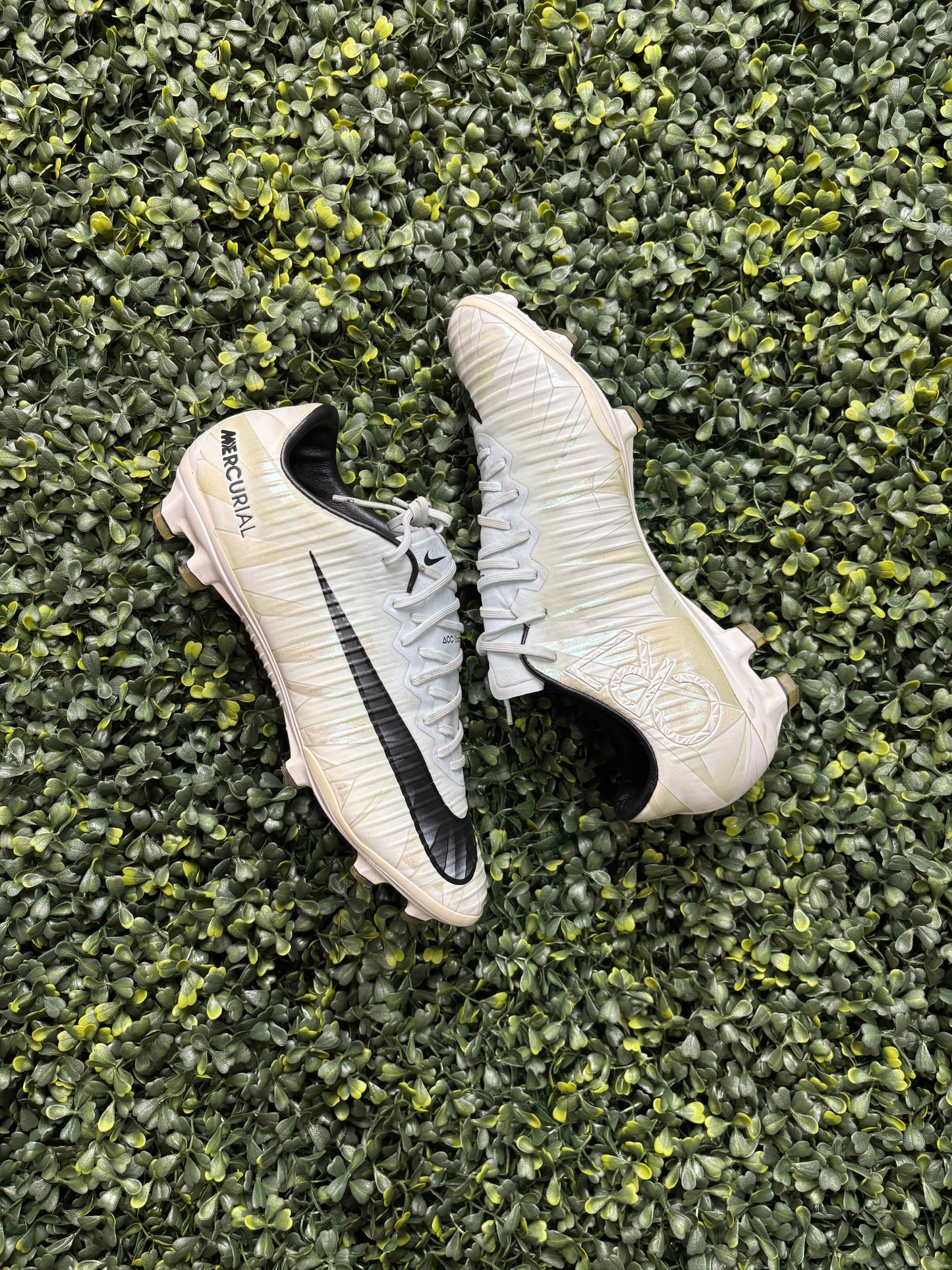 NIKE MERCURIAL VAPOR XI CR7 ELITE FG