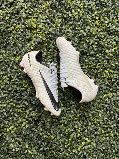 NIKE MERCURIAL VAPOR XI CR7 ELITE FG