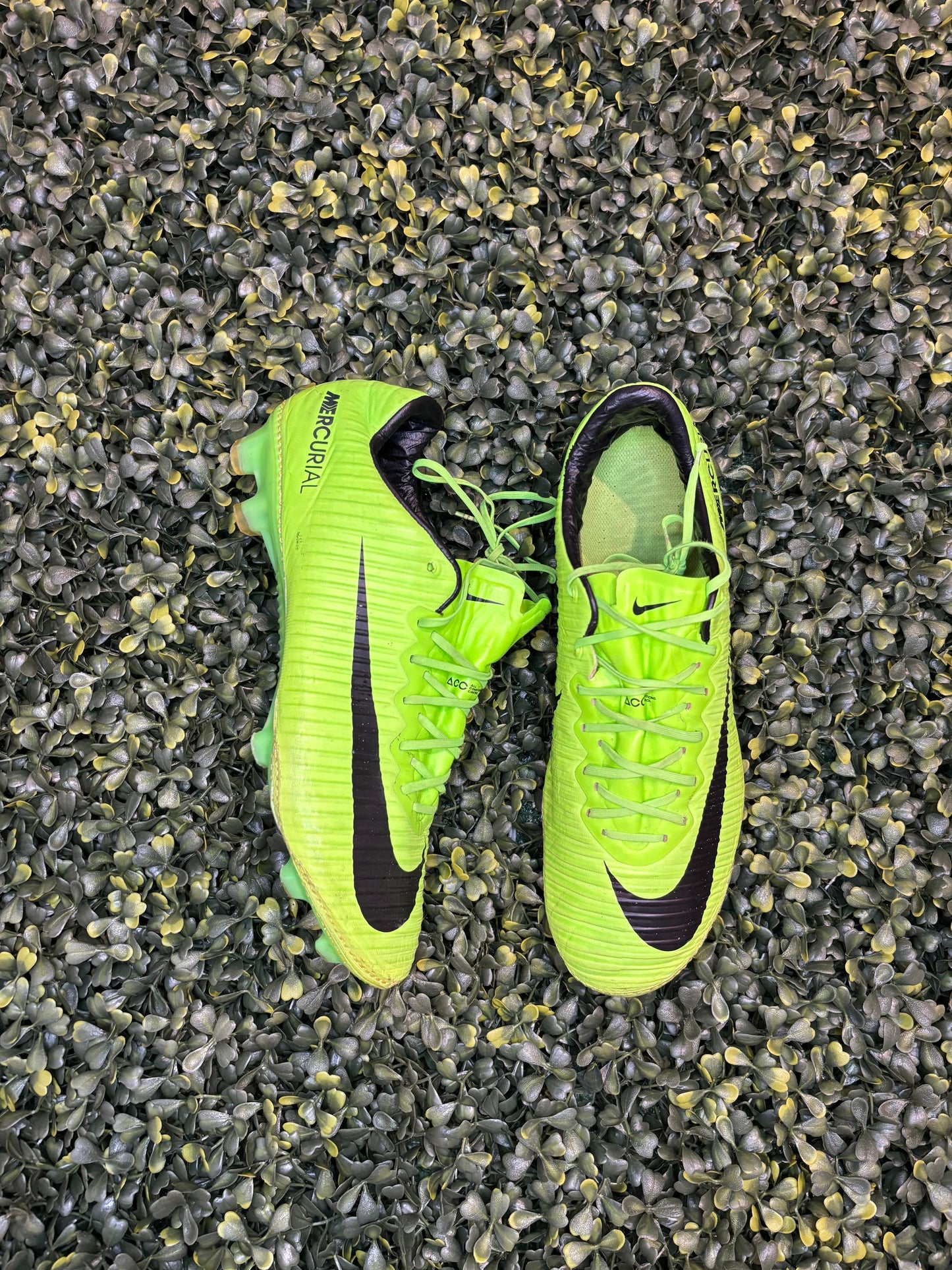 NIKE MERCURIAL VAPOR XI