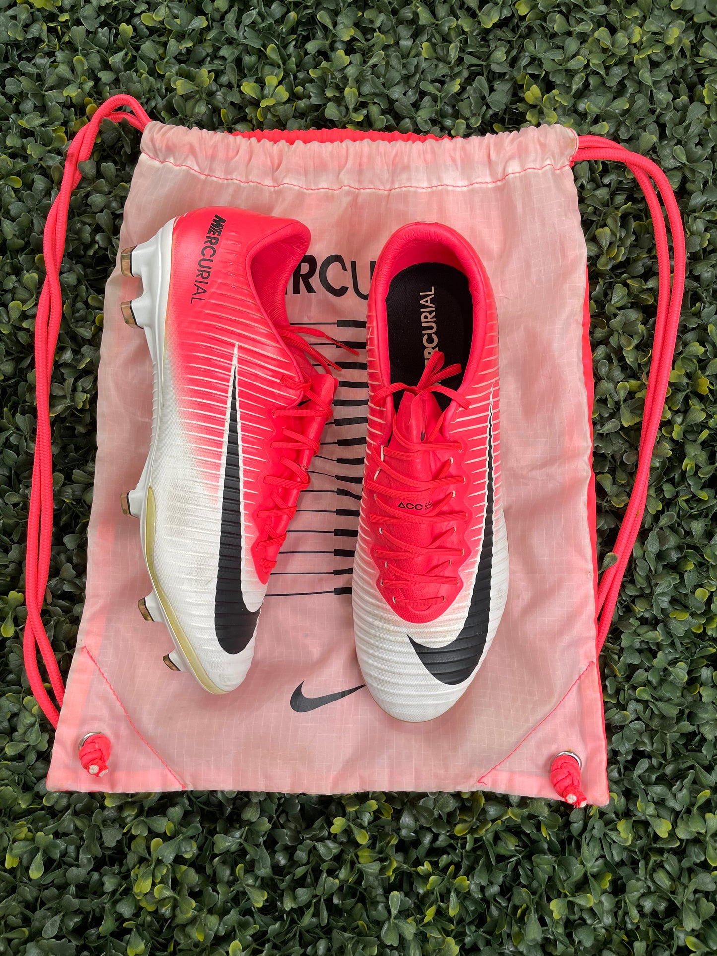 NIKE MERCURIAL VAPOR 11 FG