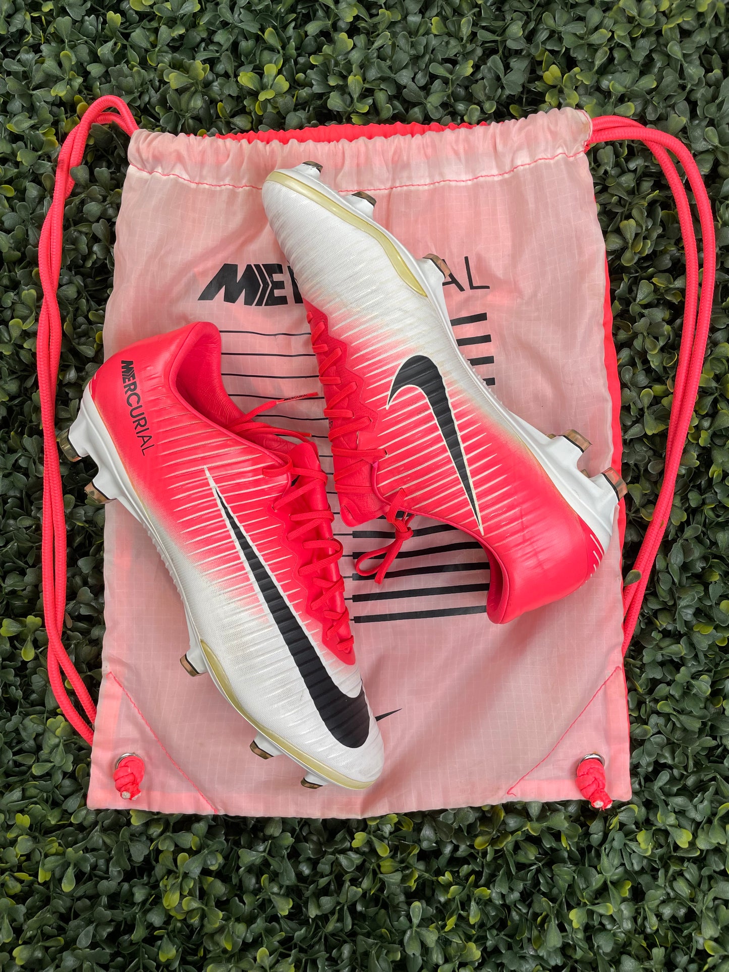 NIKE MERCURIAL VAPOR 11 FG