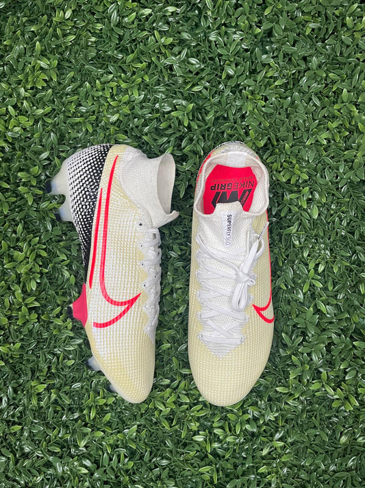 NIKE SUPERFLY 7 ELITE FG