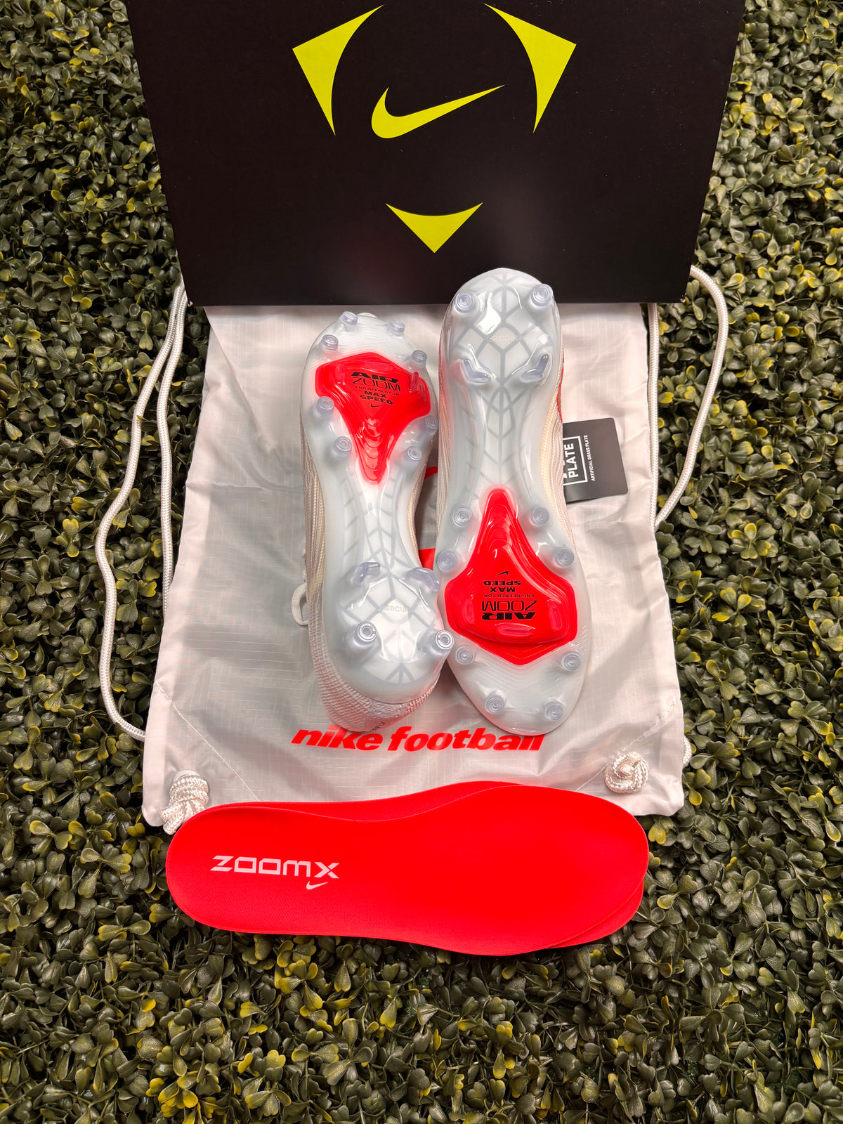 NIKE ZM SUPERFLY 11 ELITE AG WHITE