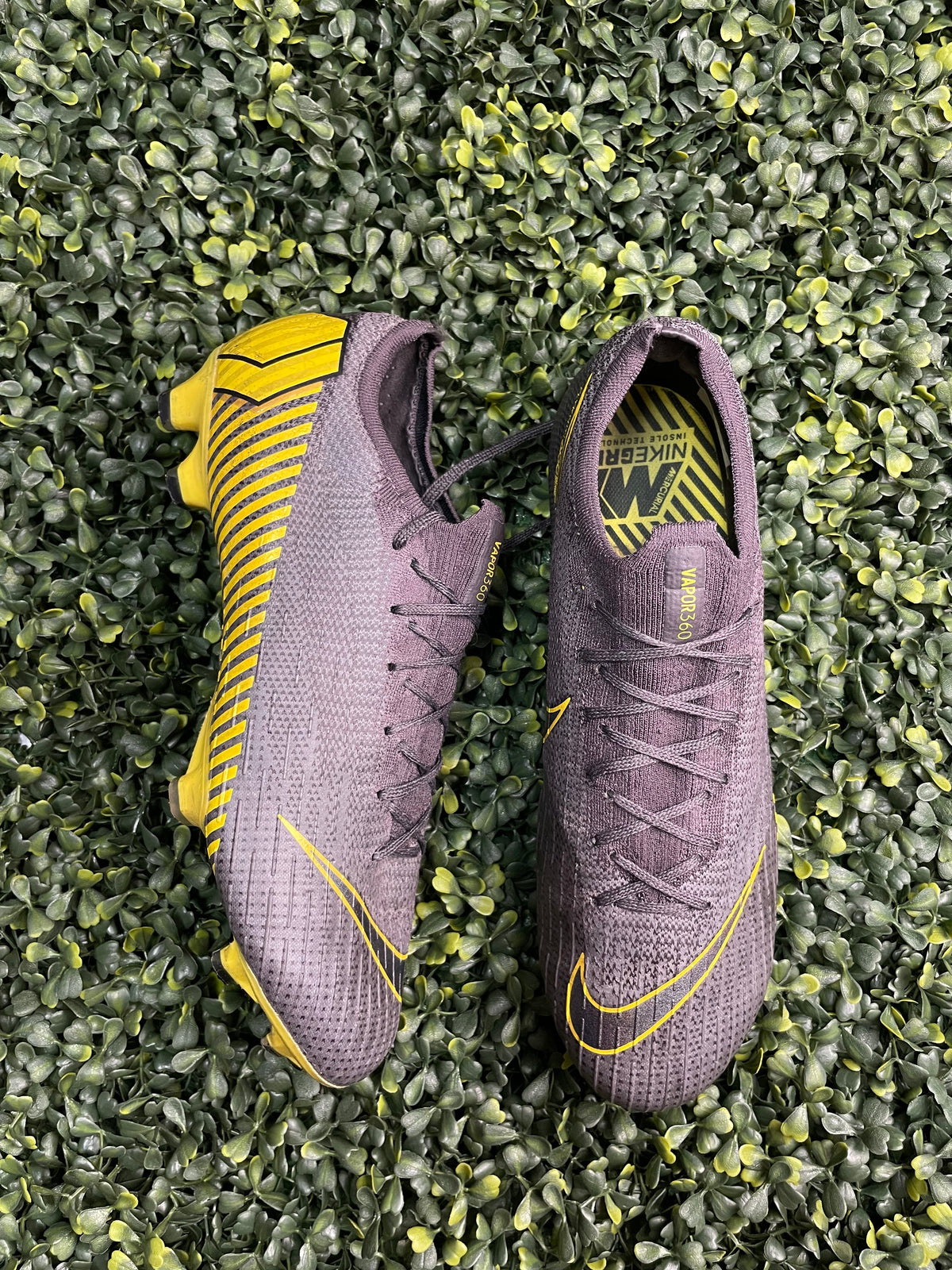 NIKE MERCURIAL VAPOR 12 ELITE FG