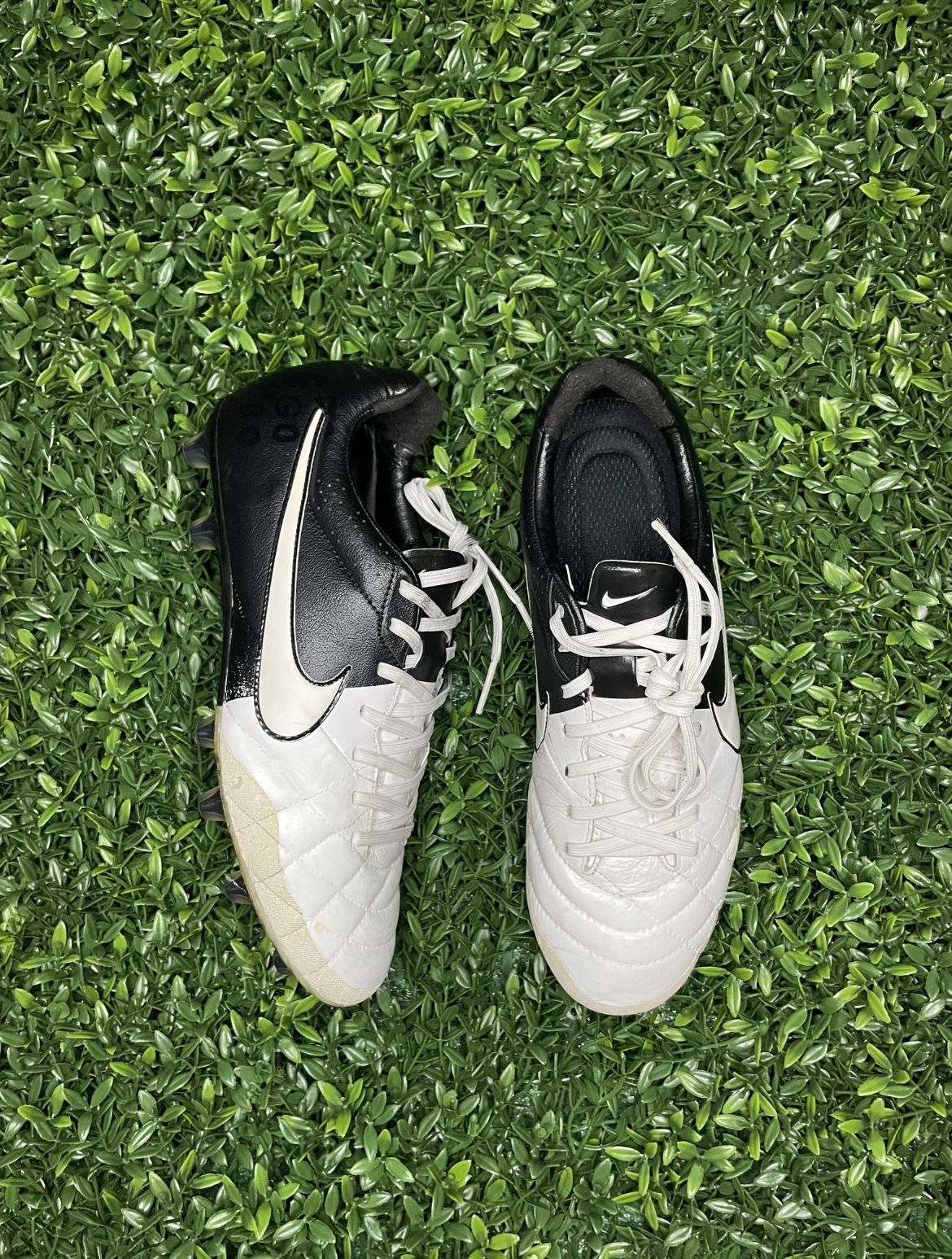 NIKE TIEMPO LEGEND IV HG